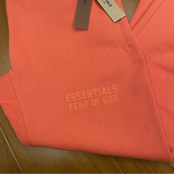 Fear of God Essentials Coral Sweatpants - Picture 2 of 6